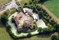 Vue du ciel château de Sanzay